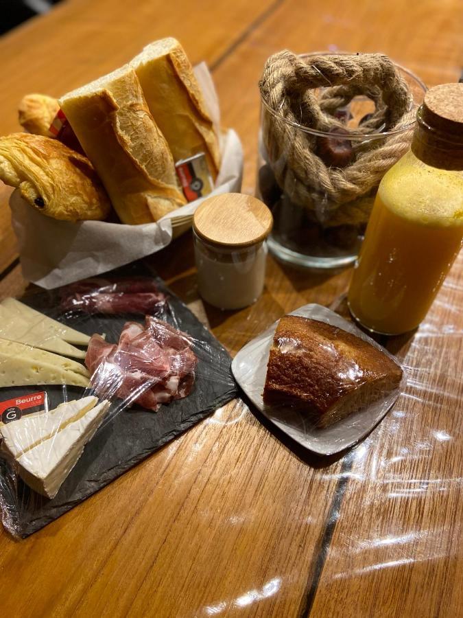 Au Fil De L'O Bed and Breakfast Bisseuil Εξωτερικό φωτογραφία